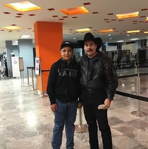 Meet your Posher, Juan